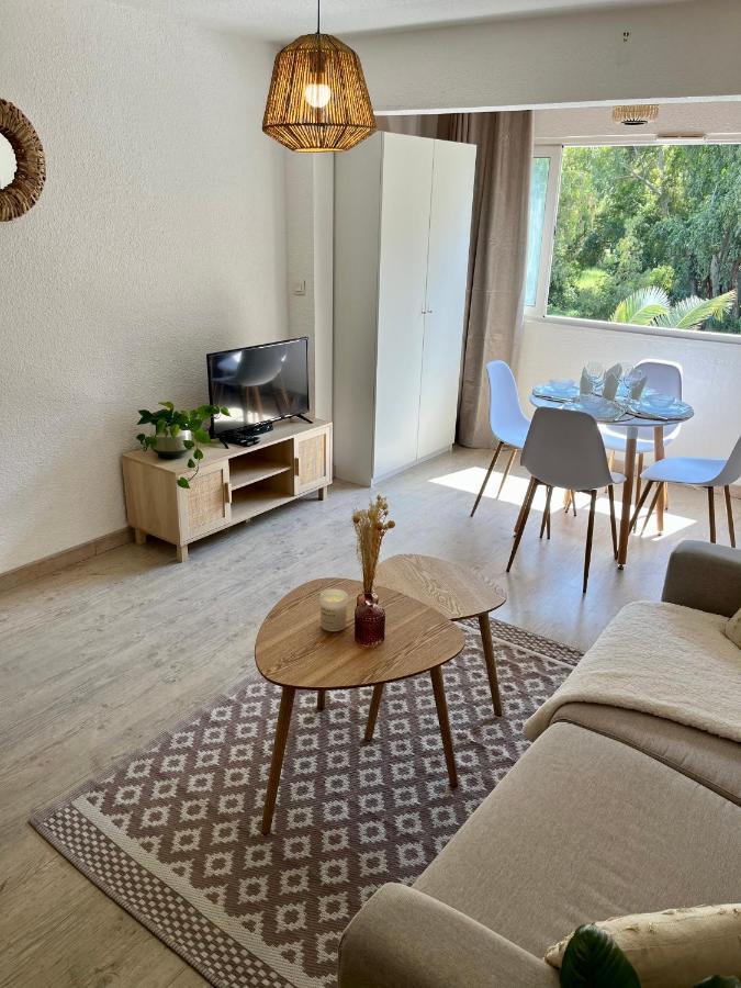 Joli Studio A 2 Minutes A Pied De La Plage Calvi  Buitenkant foto
